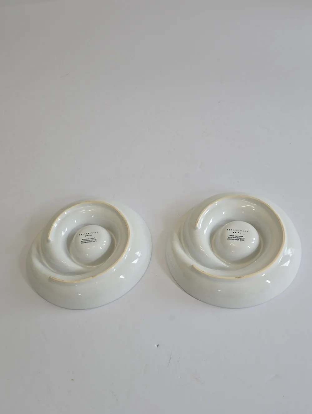 Vintage Pottery Barn Set Of 2 Swirl Appetizer Dipping Plates White Stackable